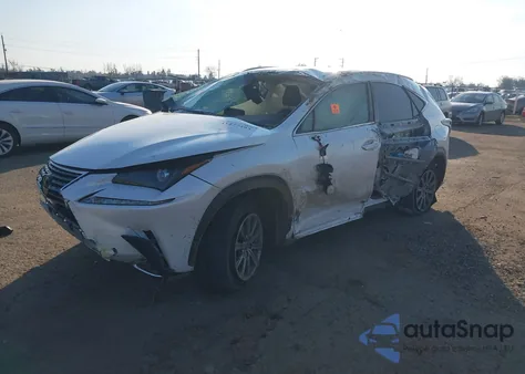 2019 Lexus Nx 300 z USA, uszkodzony, nr VIN JTJYARBZ0K2136858